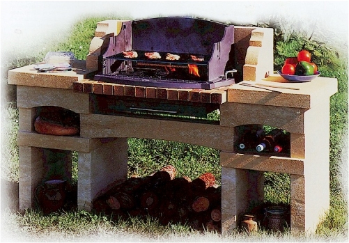 Collocare il barbecue Barbecue da esterno muratura